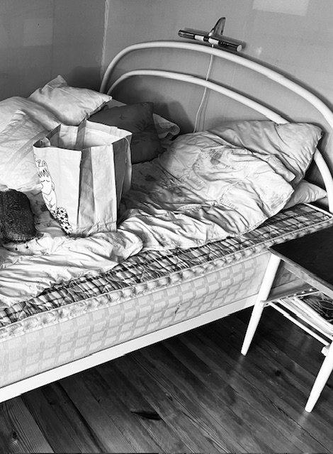 Sängyn hävitys ja kierrätys